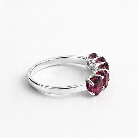 Anillo De Plata .925 Media Churumbela Con Rodolita Corte Oval
