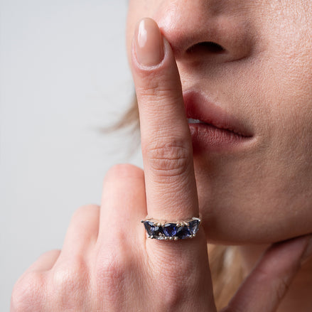 Anillo De Plata 925 Media Churumbela Con Iolita