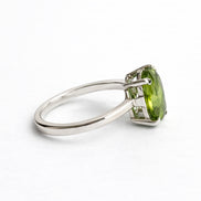 Anillo De Plata 925 Solitario Con Peridoto Oval
