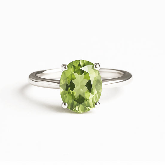 Anillo De Plata .925 Solitario Con Peridoto Oval