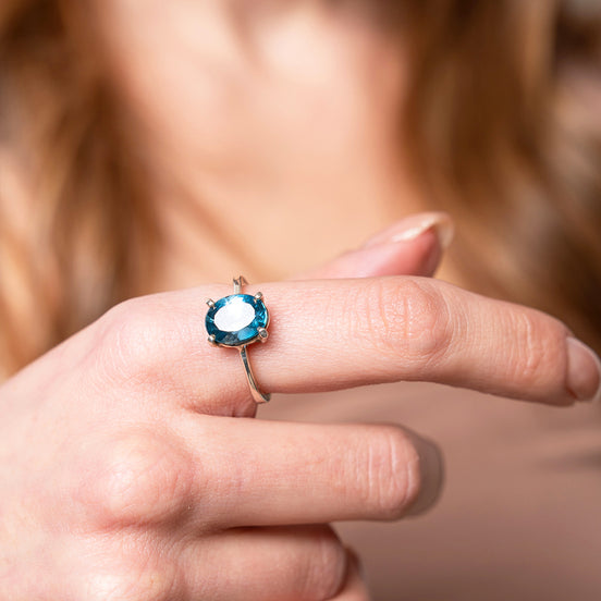 Anillo De Plata .925 Solitario Con Topacio London