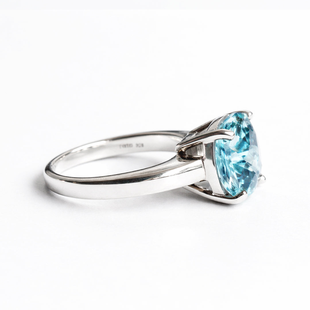 Anillo De Plata .925 Con Topacio Azul Cushion