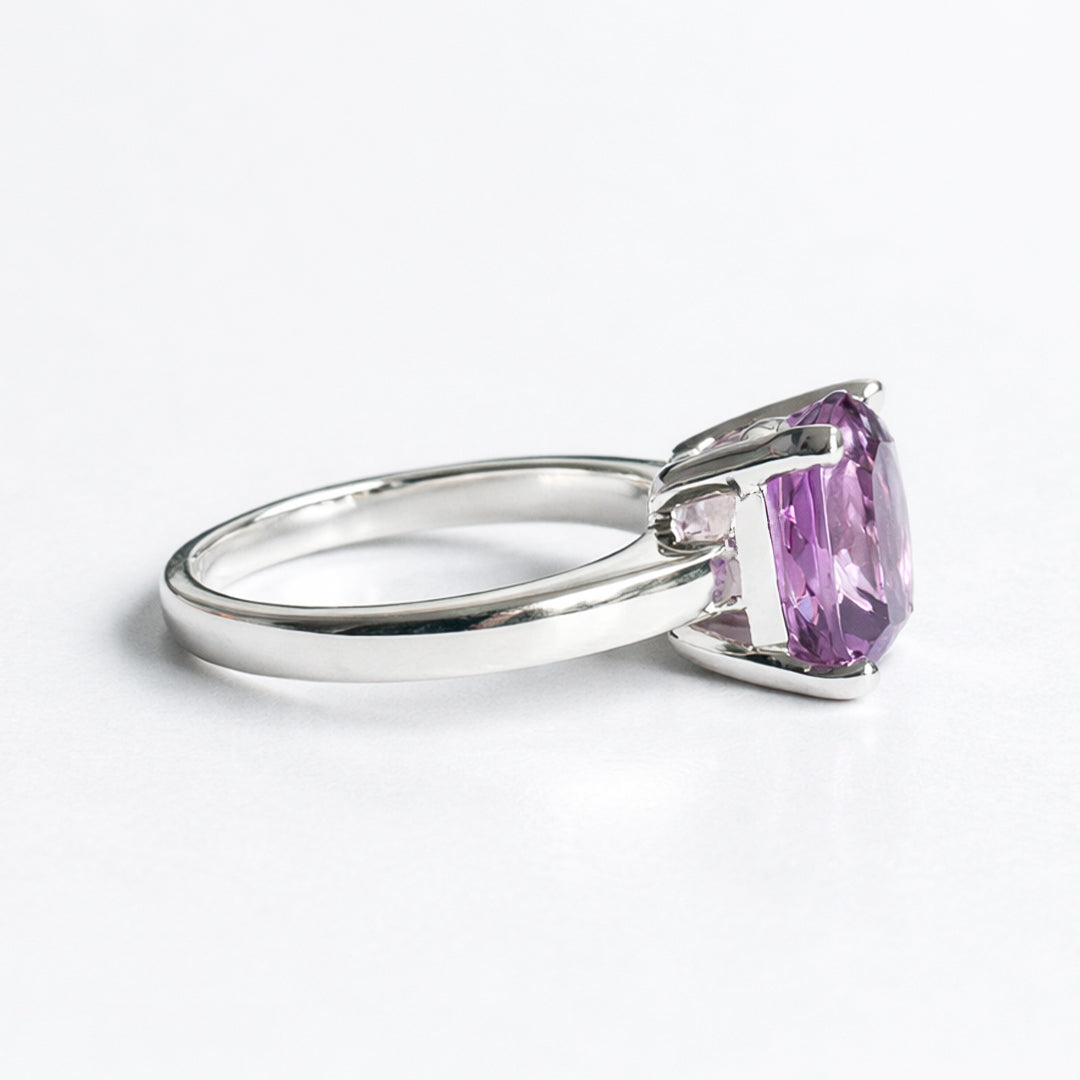 Anillo De Plata .925 Con Amatista Cushion
