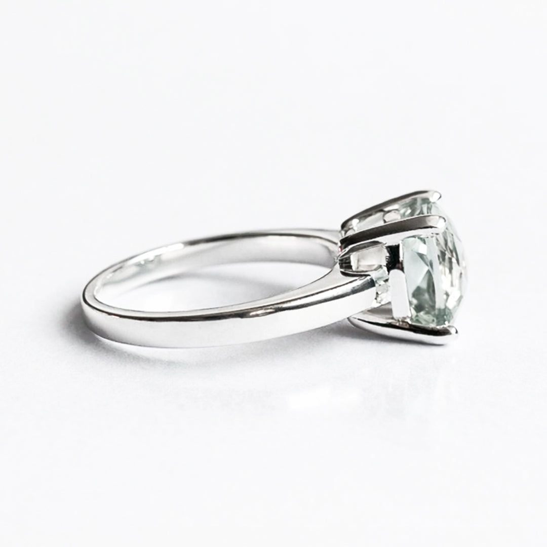Anillo De Plata .925 Con Amatista Verde Cushion