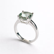 Anillo De Plata .925 Con Amatista Verde Cushion