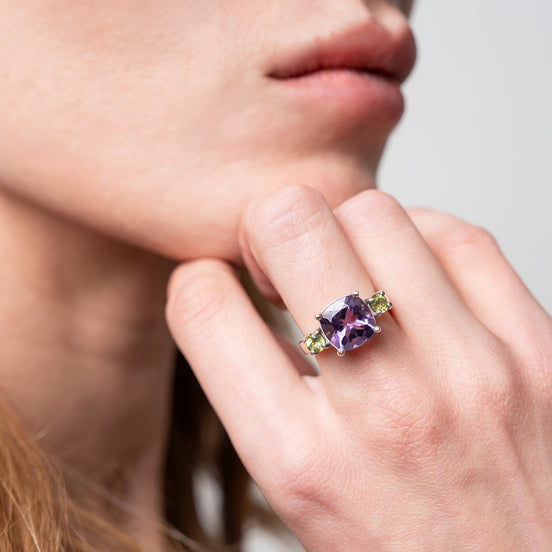 Anillo De Plata .925 Triada Con Amatista Y Peridoto