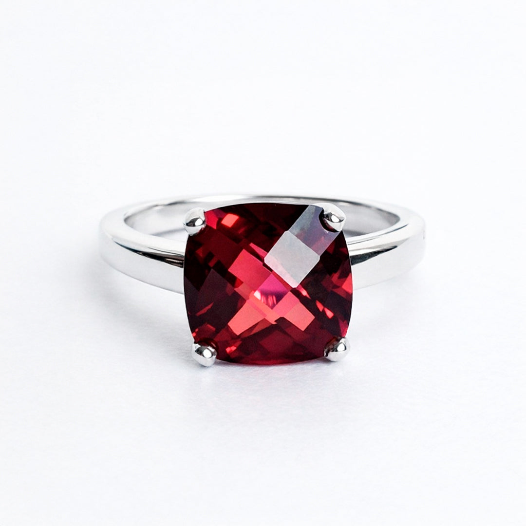 Anillo De Plata .925 Solitario Con Topacio Místico Rojo Cushion