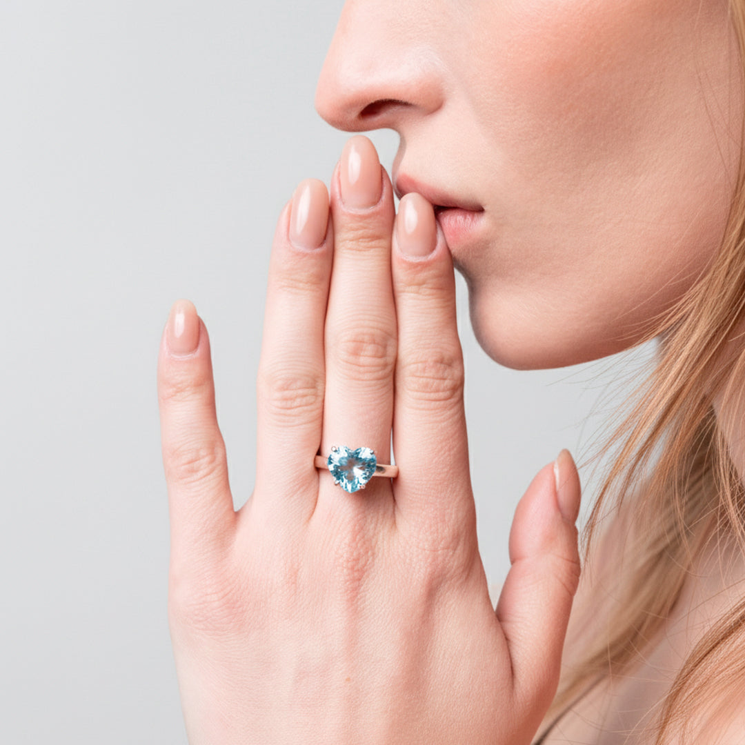 Anillo De Plata 925 Con Topacio Azul Corte De Corazón