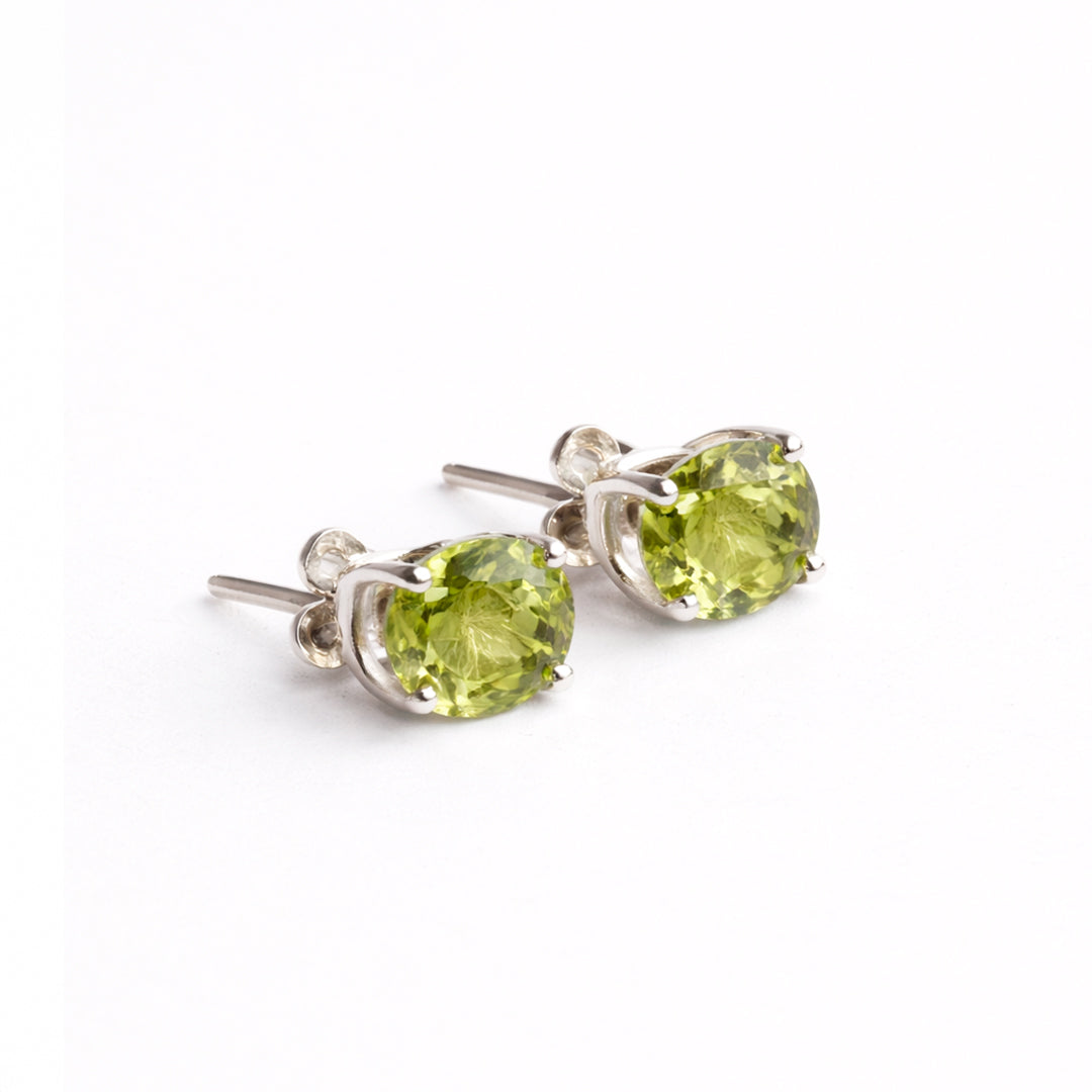 Broqueles Plata .925 Con Peridoto Corte Oval