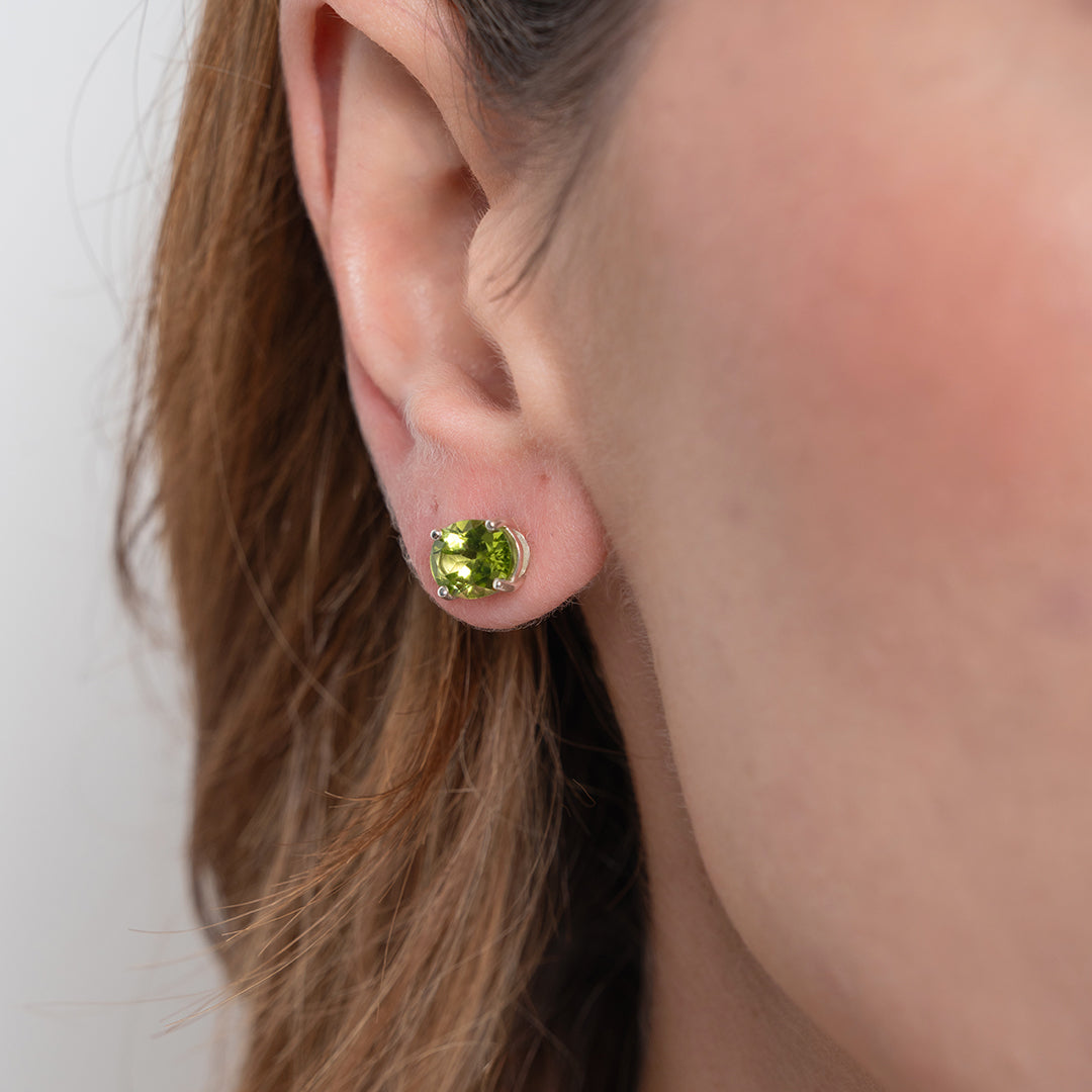 Broqueles Plata .925 Con Peridoto Corte Oval